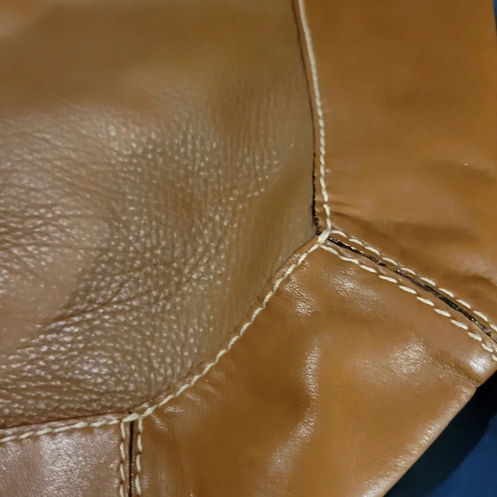 Kate Spade  purse - Picture 5 of 7